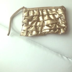 Wristlet Gold with Frills